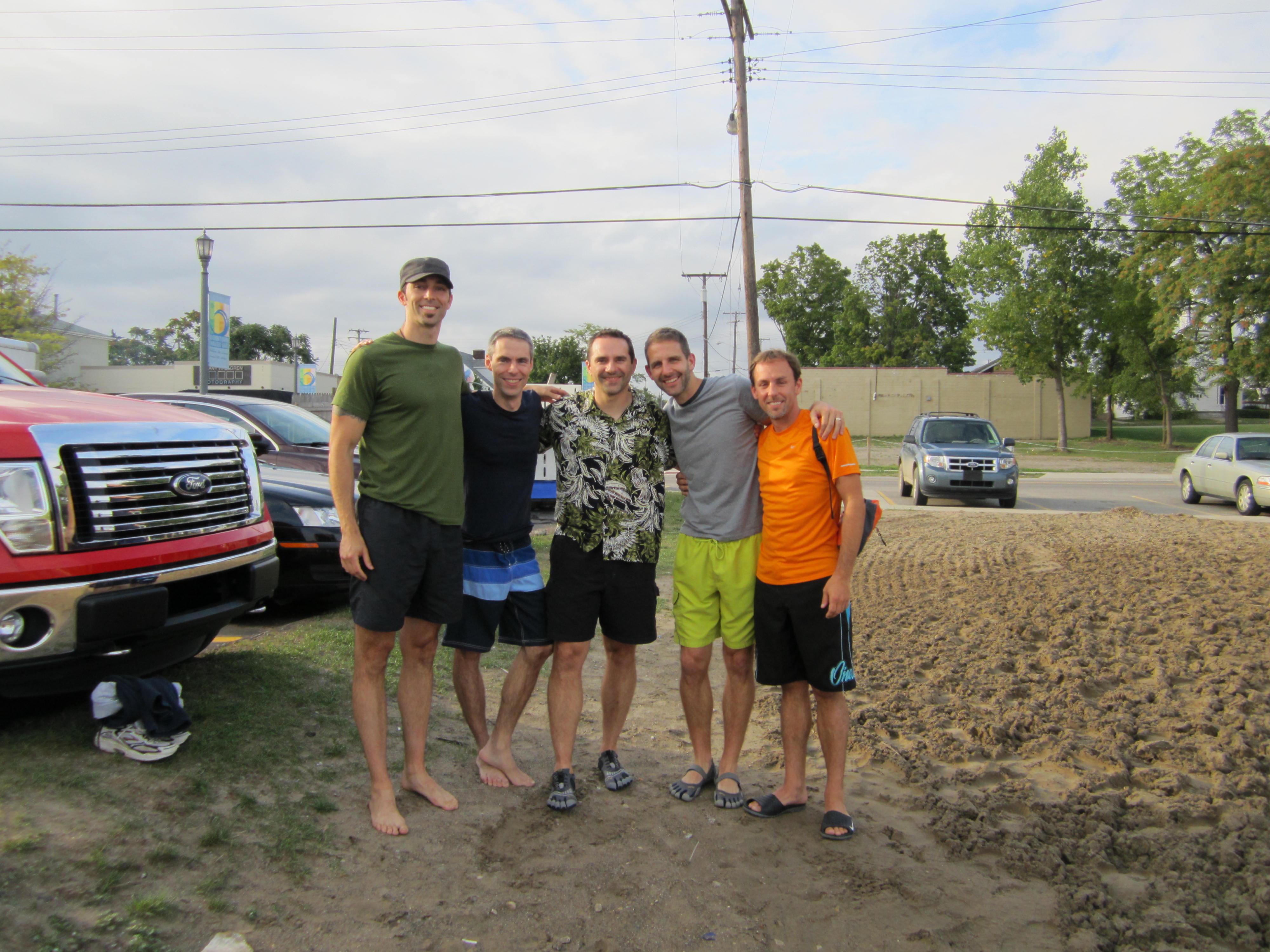 SFC #6: Paddleboarding on Walled Lake & Dinner/Drinks at Bayside Sports Grille